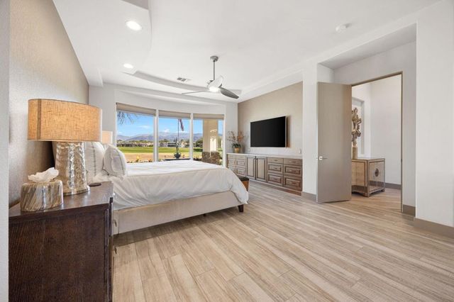 282 Loch Lomond Road, Rancho Mirage, CA 92270