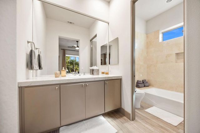 282 Loch Lomond Road, Rancho Mirage, CA 92270