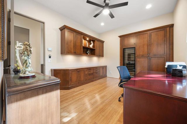 282 Loch Lomond Road, Rancho Mirage, CA 92270