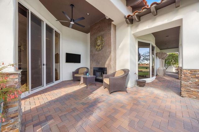 282 Loch Lomond Road, Rancho Mirage, CA 92270