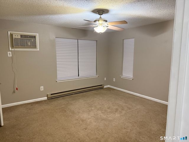 925 Oronoke Road 30L, Waterbury, CT 06708