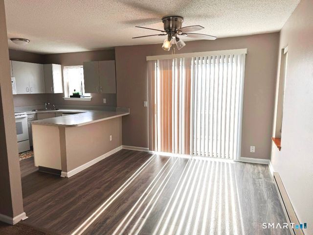 925 Oronoke Road 30L, Waterbury, CT 06708