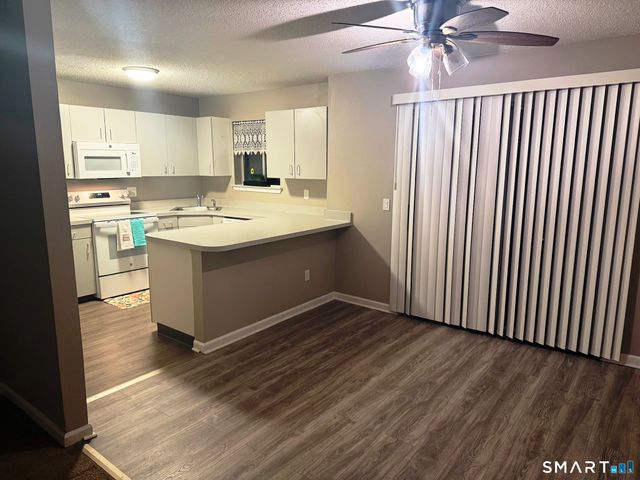 925 Oronoke Road 30L, Waterbury, CT 06708