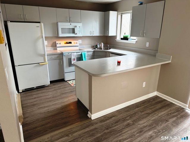 925 Oronoke Road 30L, Waterbury, CT 06708