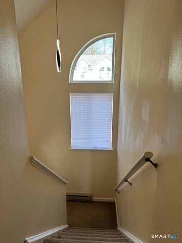 925 Oronoke Road 30L, Waterbury, CT 06708