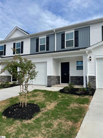 112 Mclauren Place, Fountain Inn, SC 29644