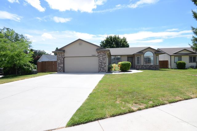 7589 Edgebrook Dr, Nampa, ID 83687