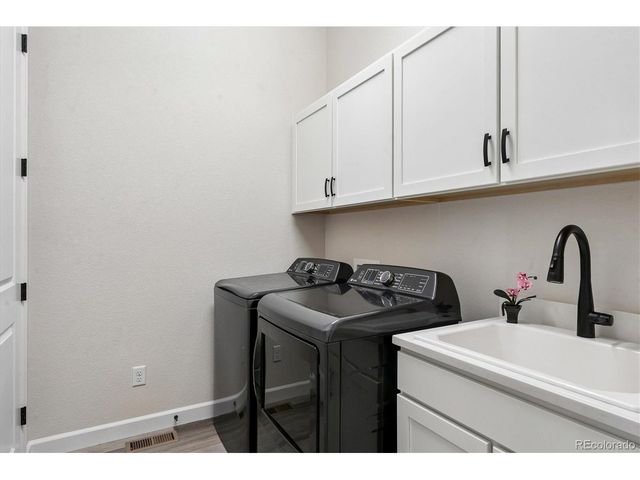 1285 Melting Snow Way, Castle Rock, CO 80109