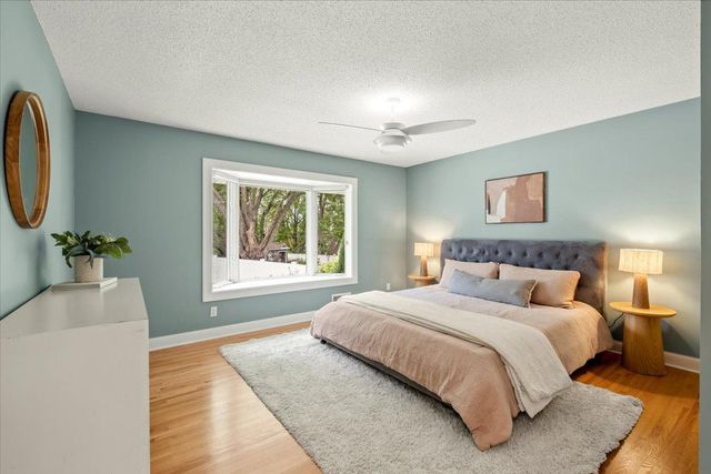 12914 5th Avenue S, Burnsville, MN 55337