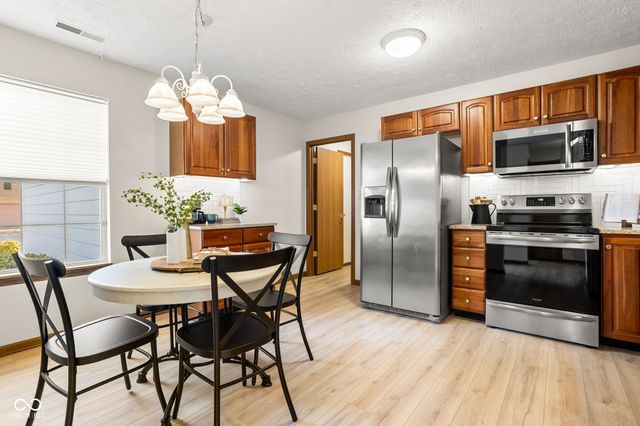 534 Cahill Lane, Indianapolis, IN 46214