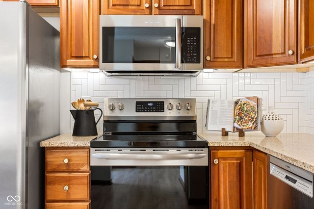 534 Cahill Lane, Indianapolis, IN 46214
