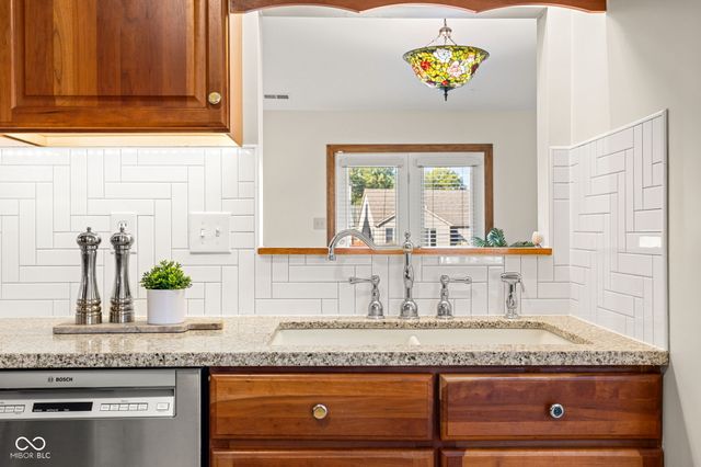 534 Cahill Lane, Indianapolis, IN 46214