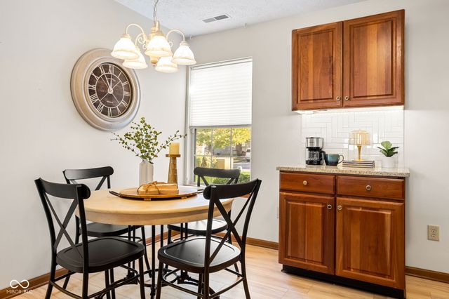 534 Cahill Lane, Indianapolis, IN 46214