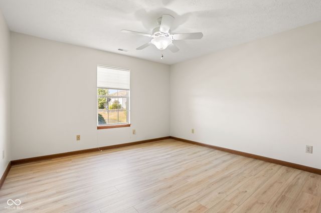 534 Cahill Lane, Indianapolis, IN 46214