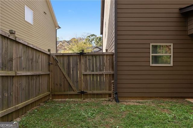 4142 Woodland Park Drive, Atlanta, GA 30331