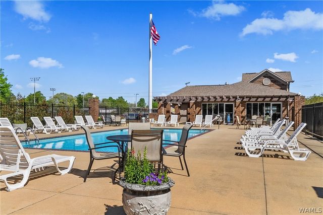2301 Veterans Memorial 508, Tuscaloosa, AL 35404
