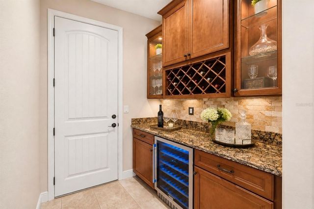 8761 SW 93RD CIRCLE, Ocala, FL 34481