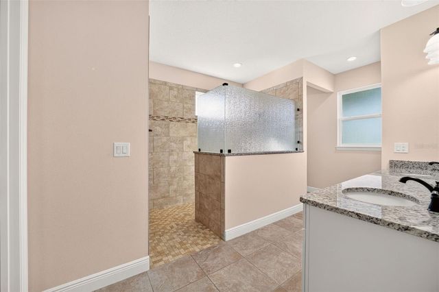 8761 SW 93RD CIRCLE, Ocala, FL 34481