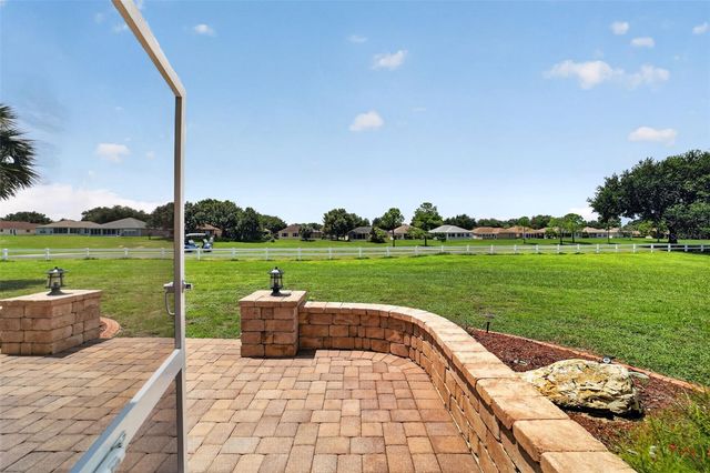8761 SW 93RD CIRCLE, Ocala, FL 34481