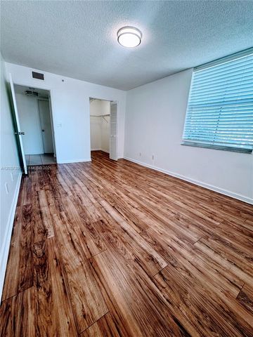 1341 SE 3rd Avenue 112, Dania Beach, FL 33004