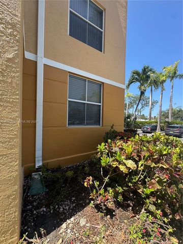 1341 SE 3rd Avenue 112, Dania Beach, FL 33004