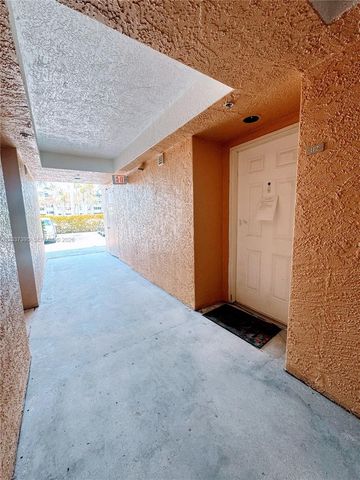 1341 SE 3rd Avenue 112, Dania Beach, FL 33004
