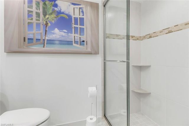 9 High Point CIR N 102, Naples, FL 34103