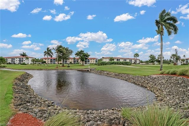 9 High Point CIR N 102, Naples, FL 34103