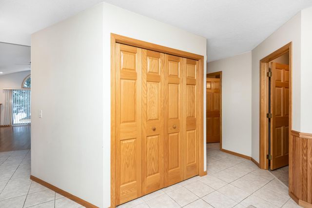 1004 Marcella Court, Sauk Rapids, MN 56379