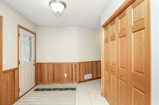 1004 Marcella Court, Sauk Rapids, MN 56379