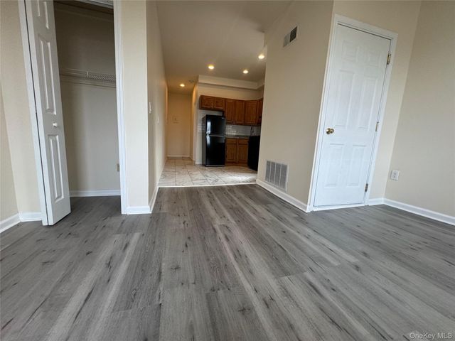 284 Main Street 3D, Beacon, NY 12508