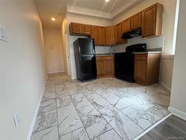 284 Main Street 3D, Beacon, NY 12508