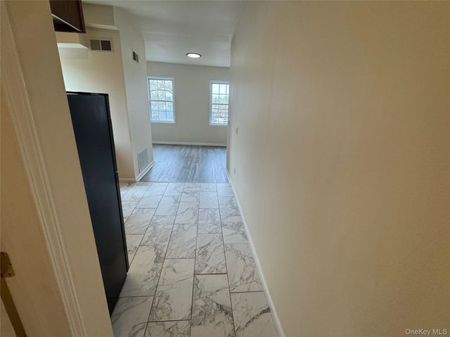 284 Main Street 3D, Beacon, NY 12508