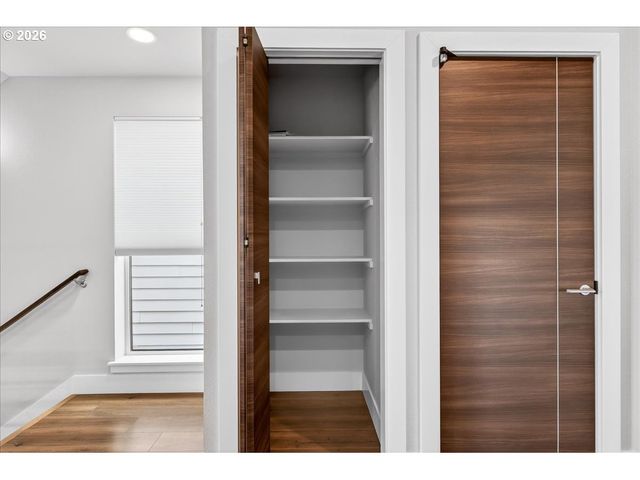 6745 Se GENROSA St, Hillsboro, OR 97123