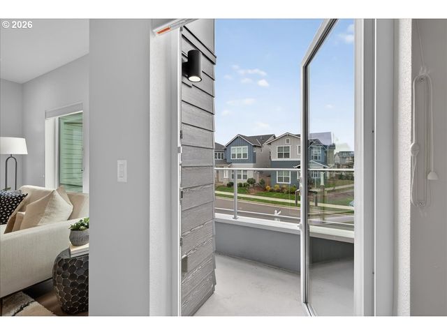 6745 Se GENROSA St, Hillsboro, OR 97123