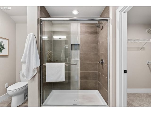 6745 Se GENROSA St, Hillsboro, OR 97123