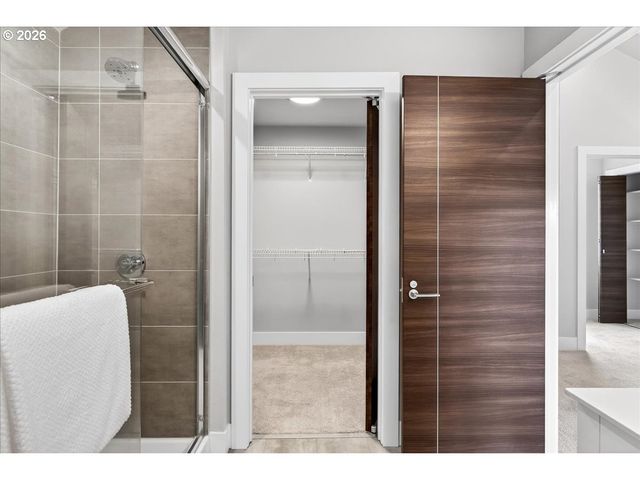 6745 Se GENROSA St, Hillsboro, OR 97123