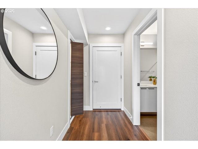 6745 Se GENROSA St, Hillsboro, OR 97123