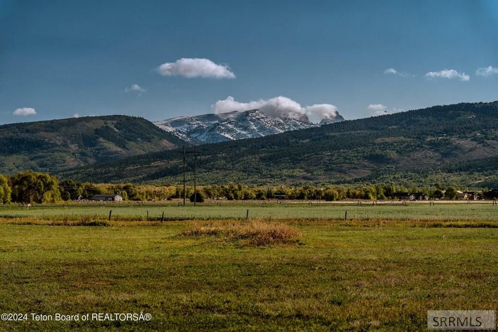 Image 12 of property listing at 6688 Fox Meadow Drive, Victor, ID 83455