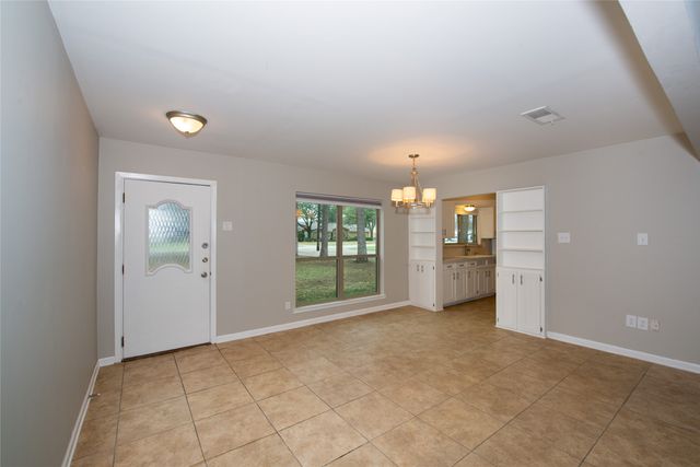 2124 Ridge Lane, Grapevine, TX 76051