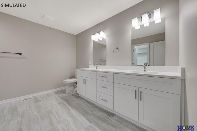 10856 Legends Lane, Lincoln, NE 68527