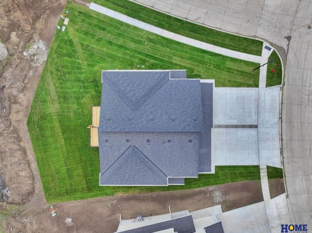 10856 Legends Lane, Lincoln, NE 68527