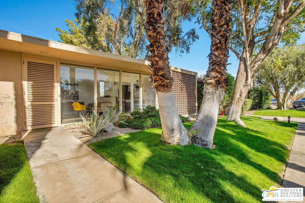 360 Cabrillo Road 102, Palm Springs, CA 92262