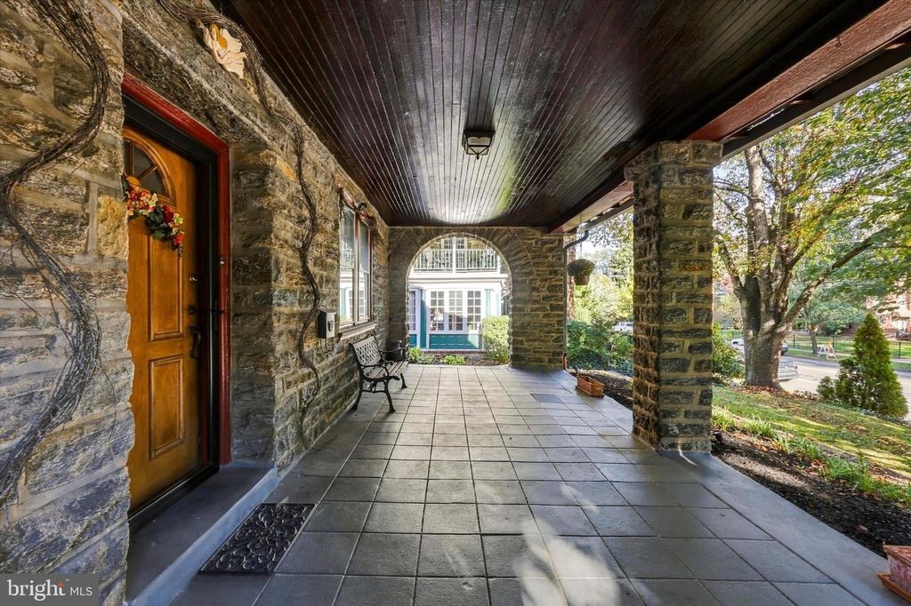 2821 MIDVALE AVE, PHILADELPHIA, PA 19129 — photo 3