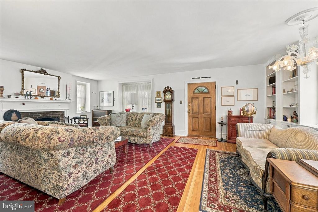 2821 MIDVALE AVE, PHILADELPHIA, PA 19129 — photo 4