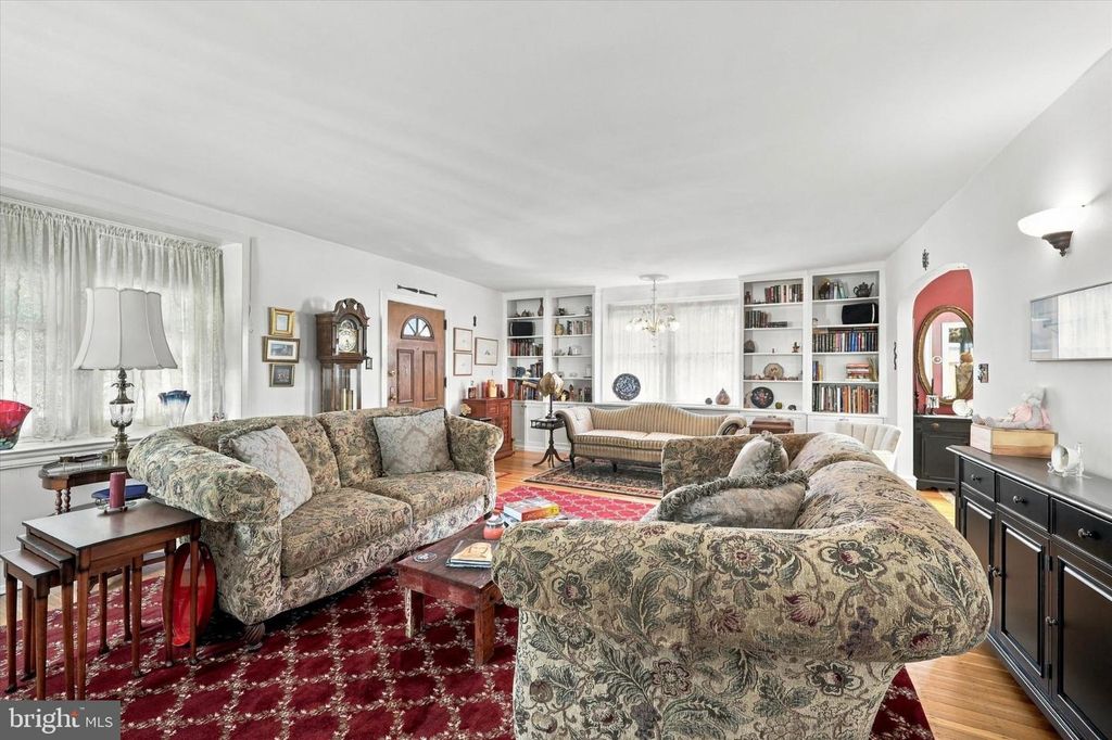 2821 MIDVALE AVE, PHILADELPHIA, PA 19129 — photo 5