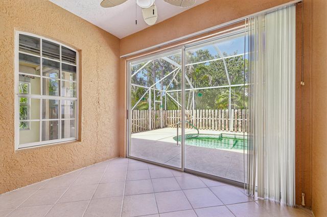 3709 NW Royal Oak Drive, Jensen Beach, FL 34957