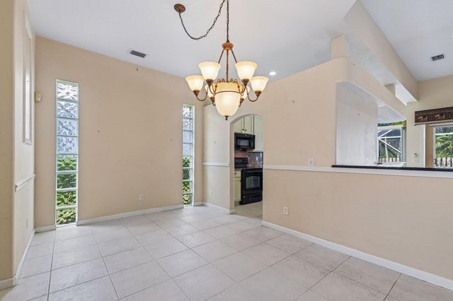 3709 NW Royal Oak Drive, Jensen Beach, FL 34957