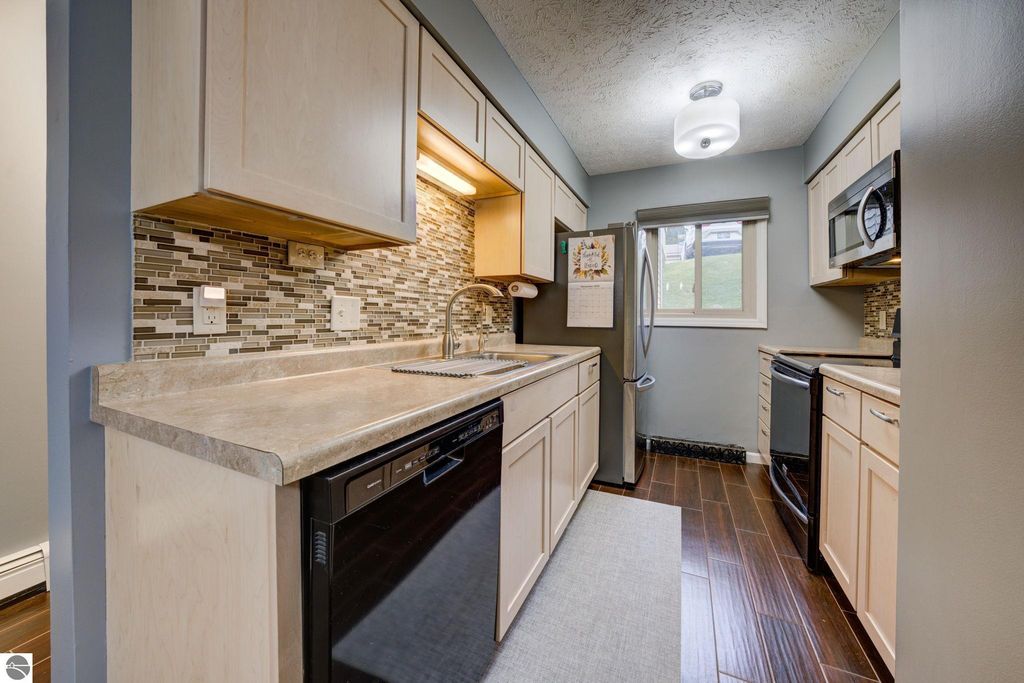 Image 13 of property listing at 2611 Green Meadows Drive, Traverse City, MI 49685