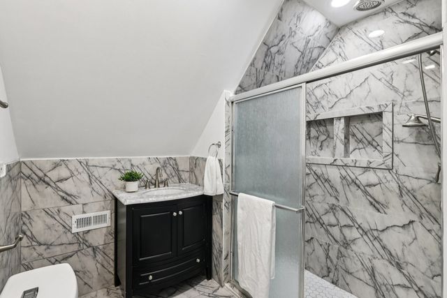 6748 S Wabash Avenue, Chicago, IL 60637